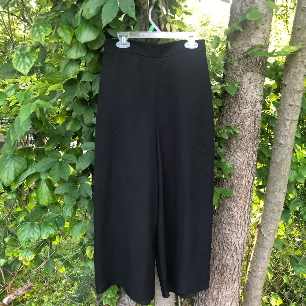 Black culottes